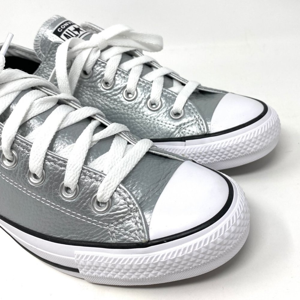 🌿Sale🌿 Converse Womens CTAS OX Pure Silver Synthetic Leather AUTHENTIC 170989C - Picture 3 of 10